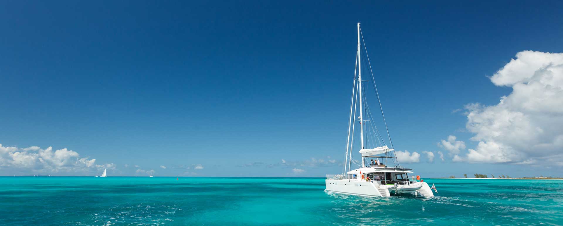 catamaran-sailing-Australia